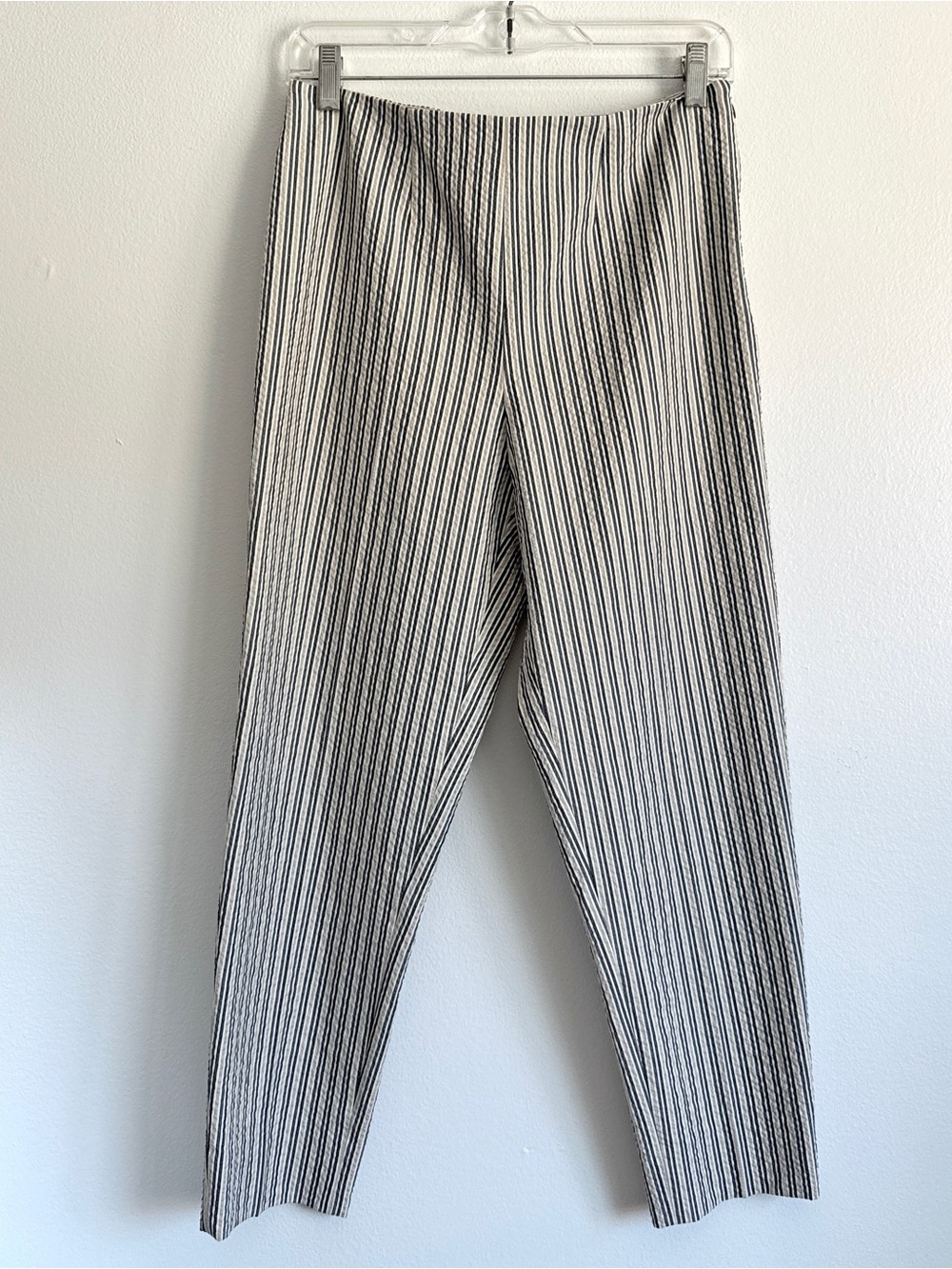 QL2 Ikram Blue Stripe Cropped Pants XS US Coastal Quiet Luxury Italy